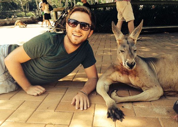 飛行學校、飛行機師、自訓機師