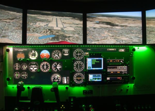 飛行機師、自訓機師、培訓機師、機師怎麼考、勞動部產業新尖兵課程