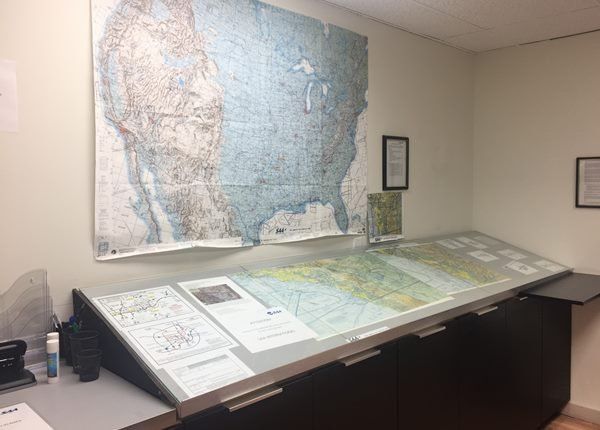 飛行學校、飛行機師、自訓機師、勞動部產業新尖兵課程