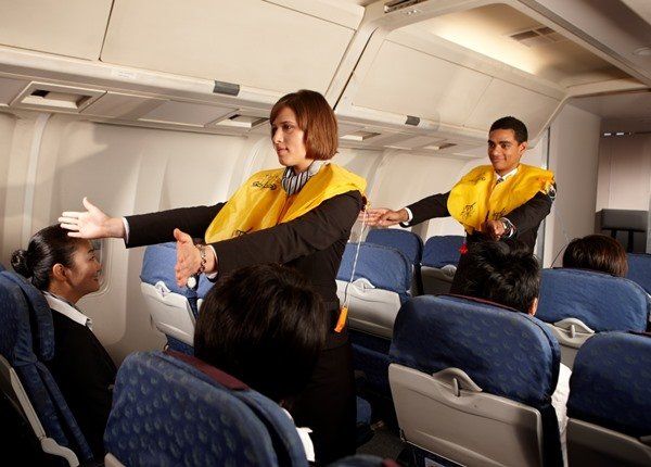 空服、空姐、空少、空服怎麼考、空姐補習班、航空補習班、國際空服證書