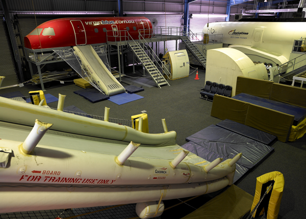 空服、空姐、空少、空服怎麼考、空姐補習班、航空補習班、國際空服證書