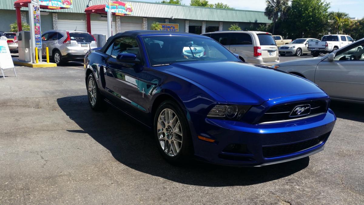 Human and Environmentally Friendly Car Cleaning-Detailing Services 8