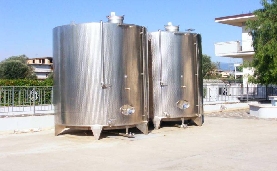 cisterne grandi in acciaio