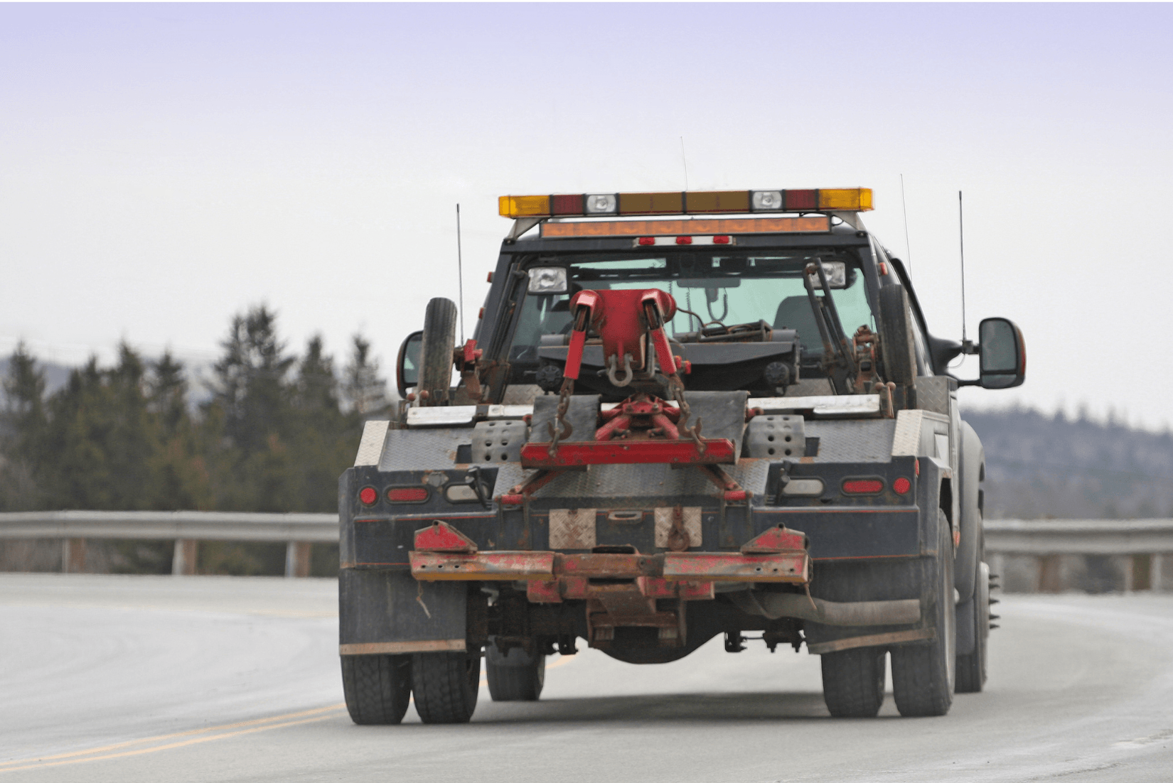 Picture of a tow truck responding to a emergency