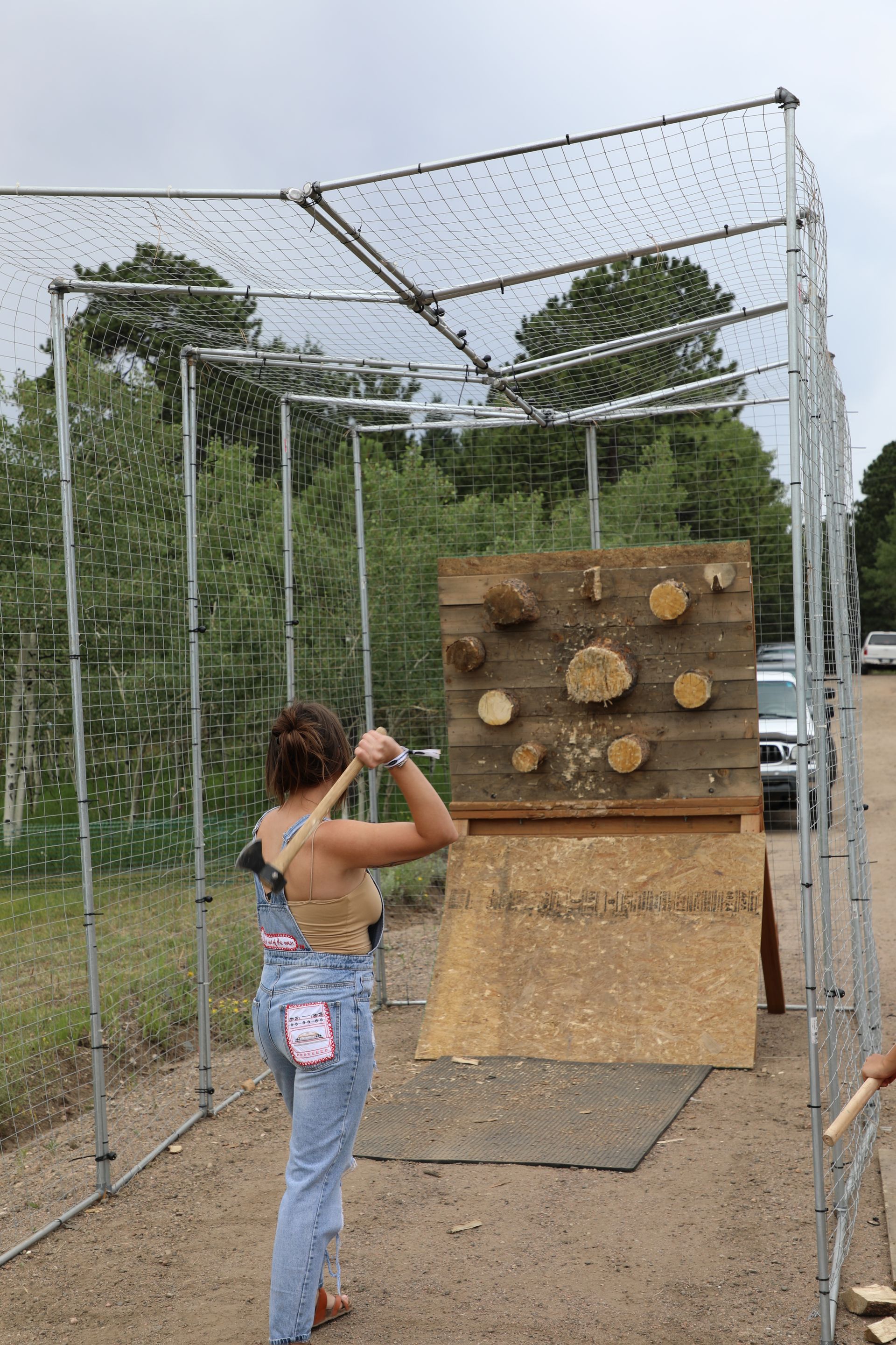 axe throwing booth