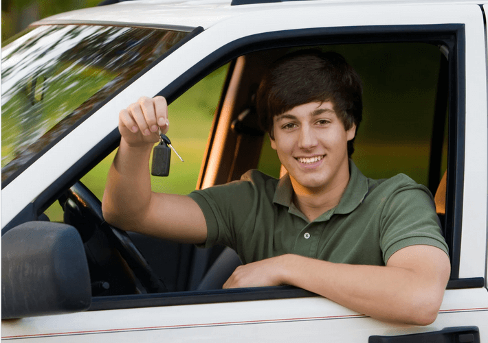 5 Must-Know Safety Tips for New Drivers