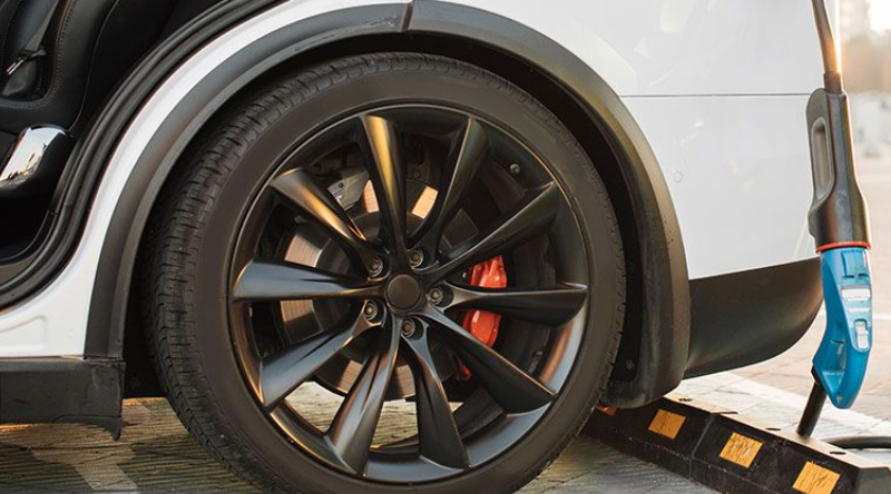 How to Protect Tesla Rims from Curb Rash
