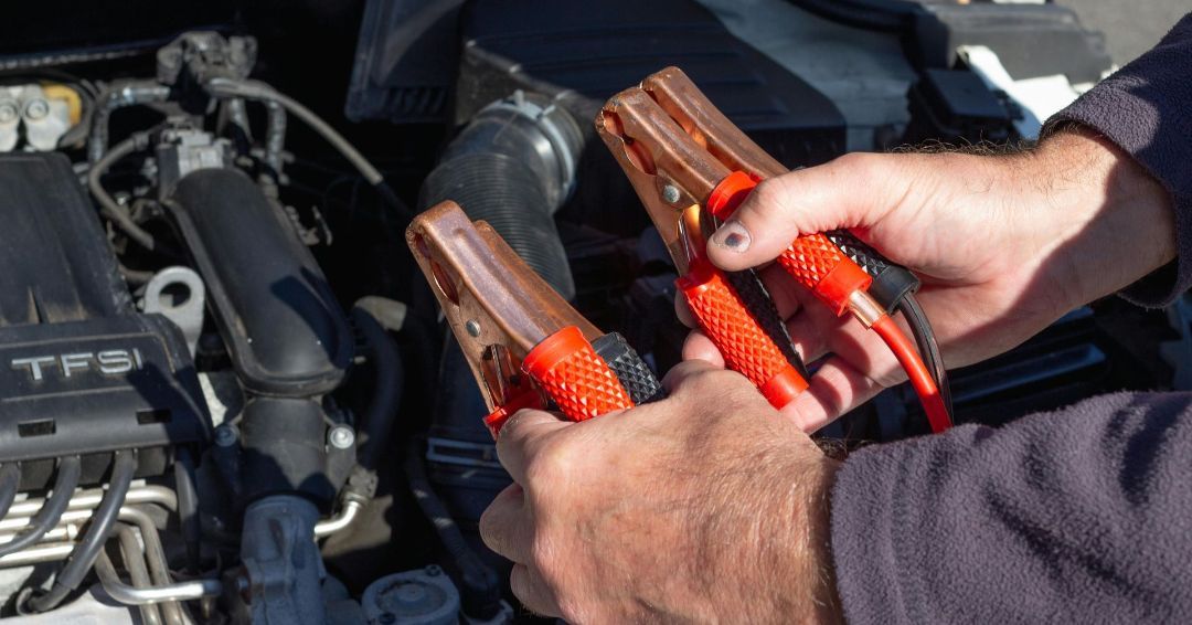 8 Steps to Jump-Starting a Car