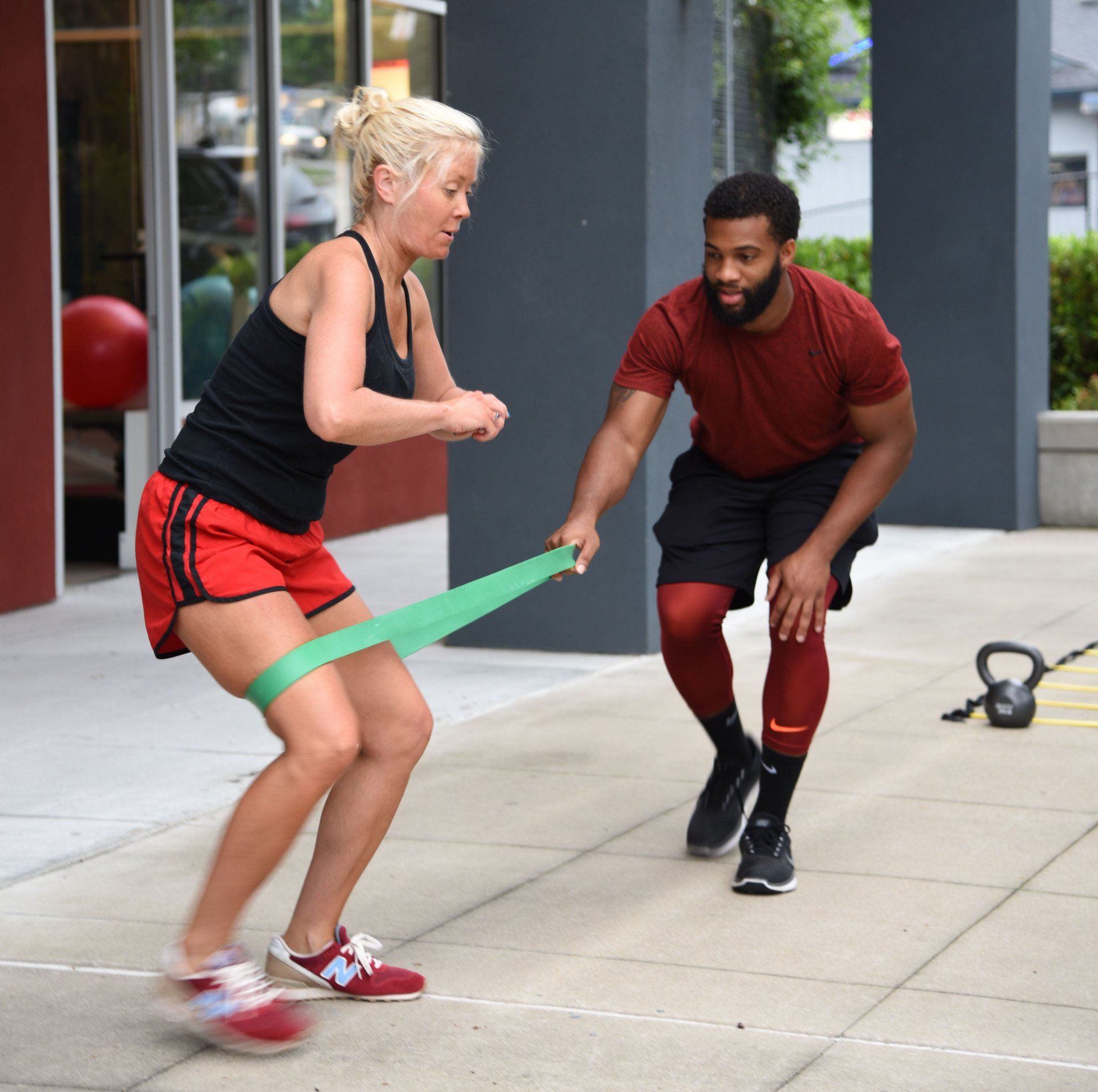 Midtown Trainers, Outdoor woman working out