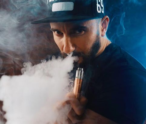 Redefining Your Smoking Experience | ROYAL VAPE