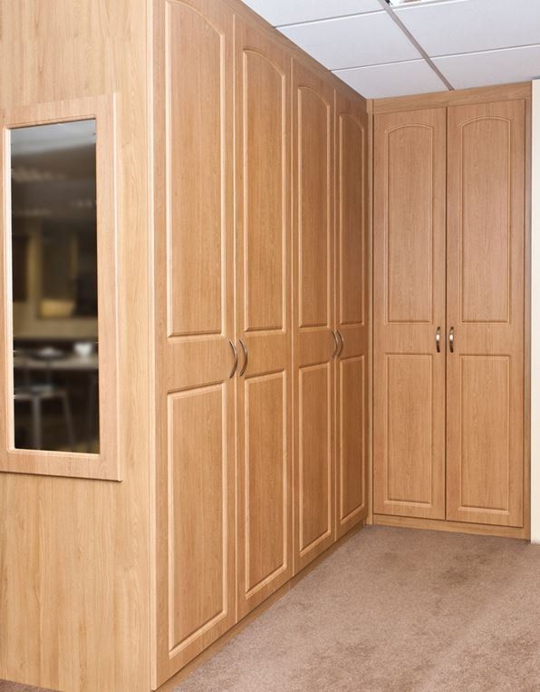 Lancaster Oak Provence with Deep Routed Detail