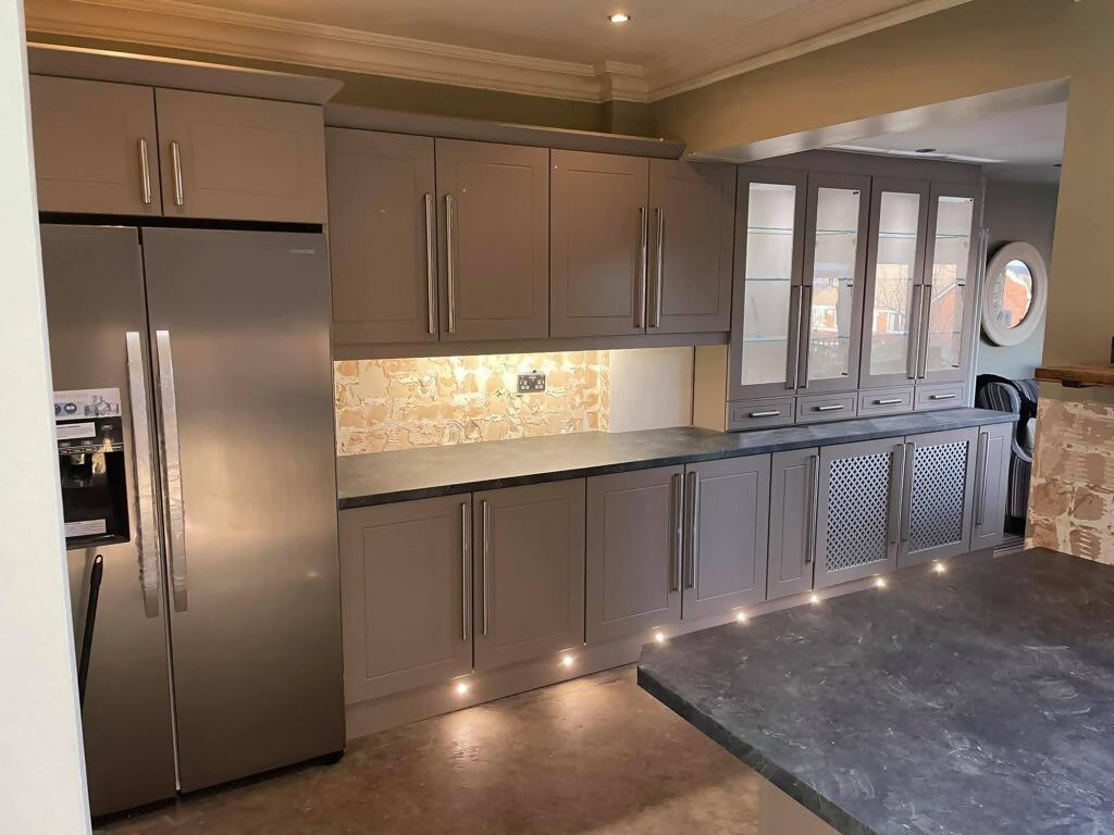 Grey fitted kitchen units