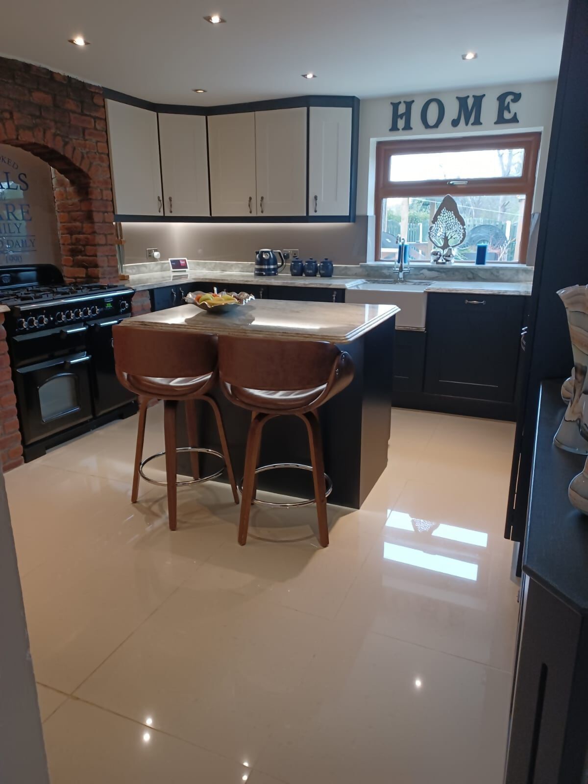 kitchen refurbishment ndigo blue wide  shaker with solid granite work surface4