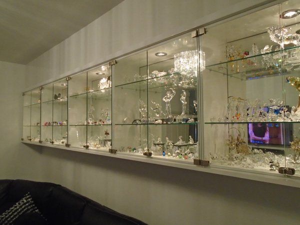 Glass display cabinet