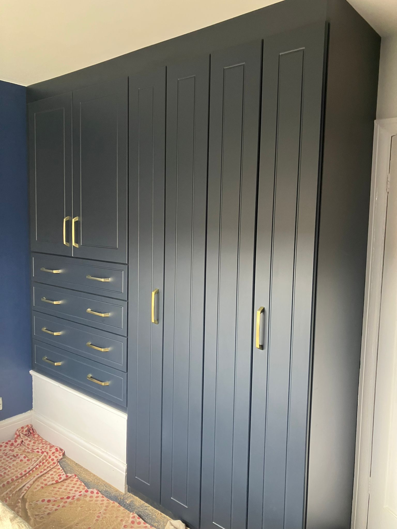MadetoMeasure Fitted Wardrobes Sheffield