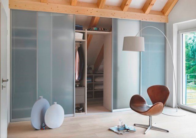 Peppermint White Glass - Open