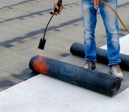 Cuáles son los Tipos de Materiales Impermeabilizantes que Existen