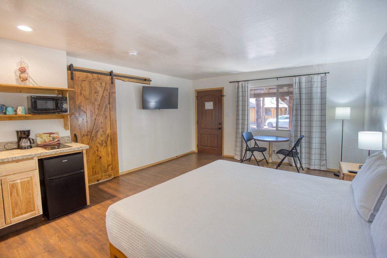 Cozy & Affordable Rooms Timber Lodge