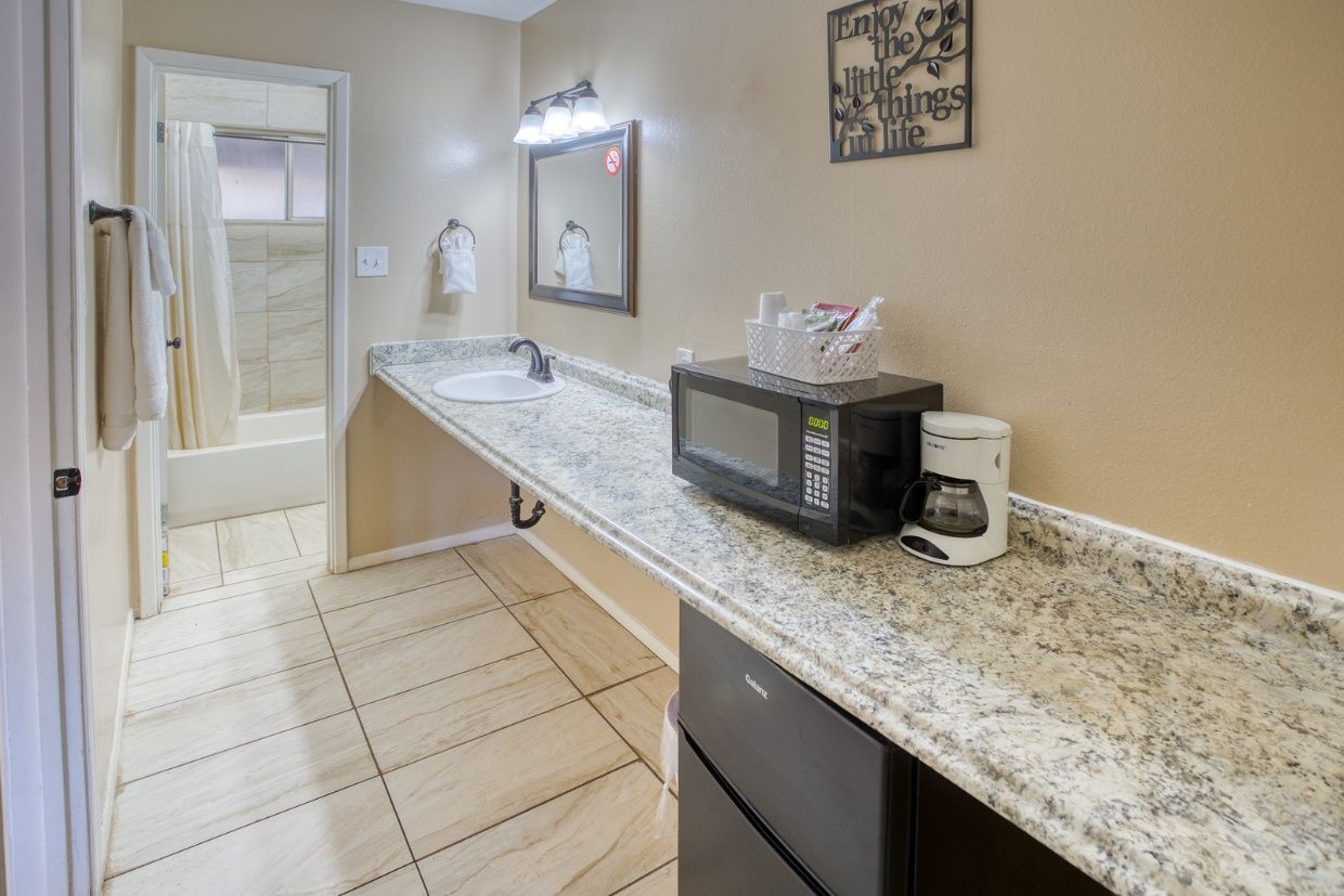 Cozy & Affordable Rooms Timber Lodge