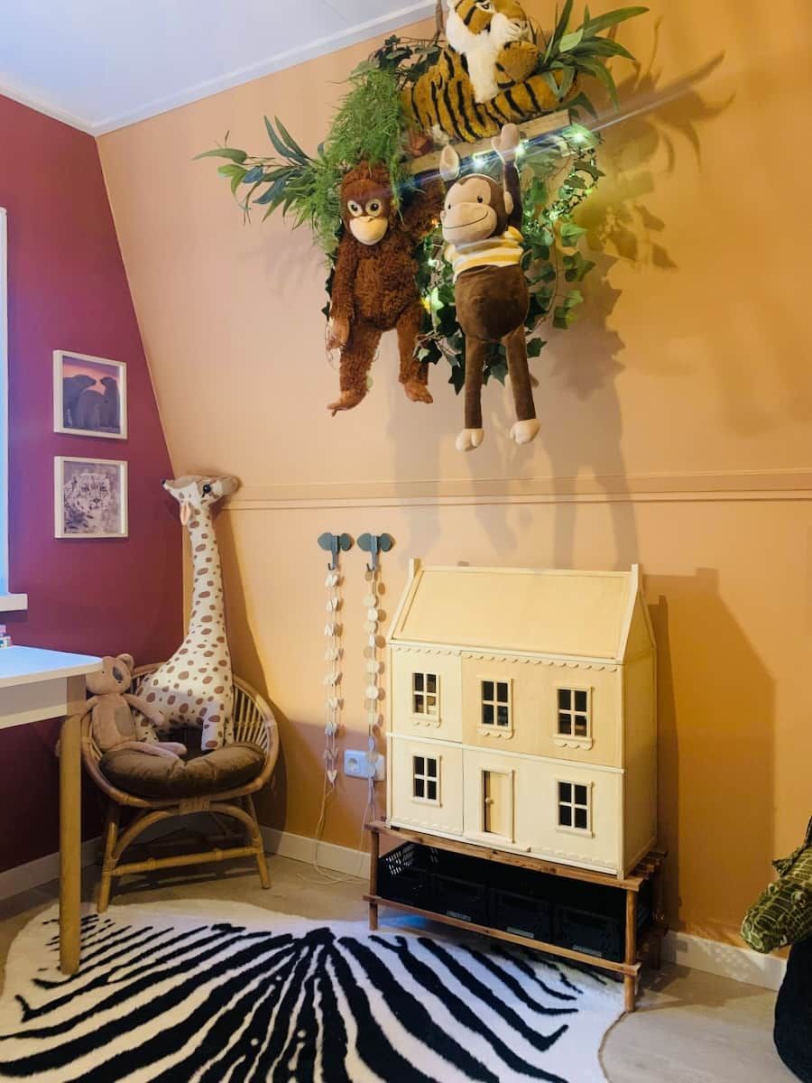 Kinderkamer in junglesfeer interieurontwerp van Esther Canisius voor RTL4 Help, mijn man is klusser