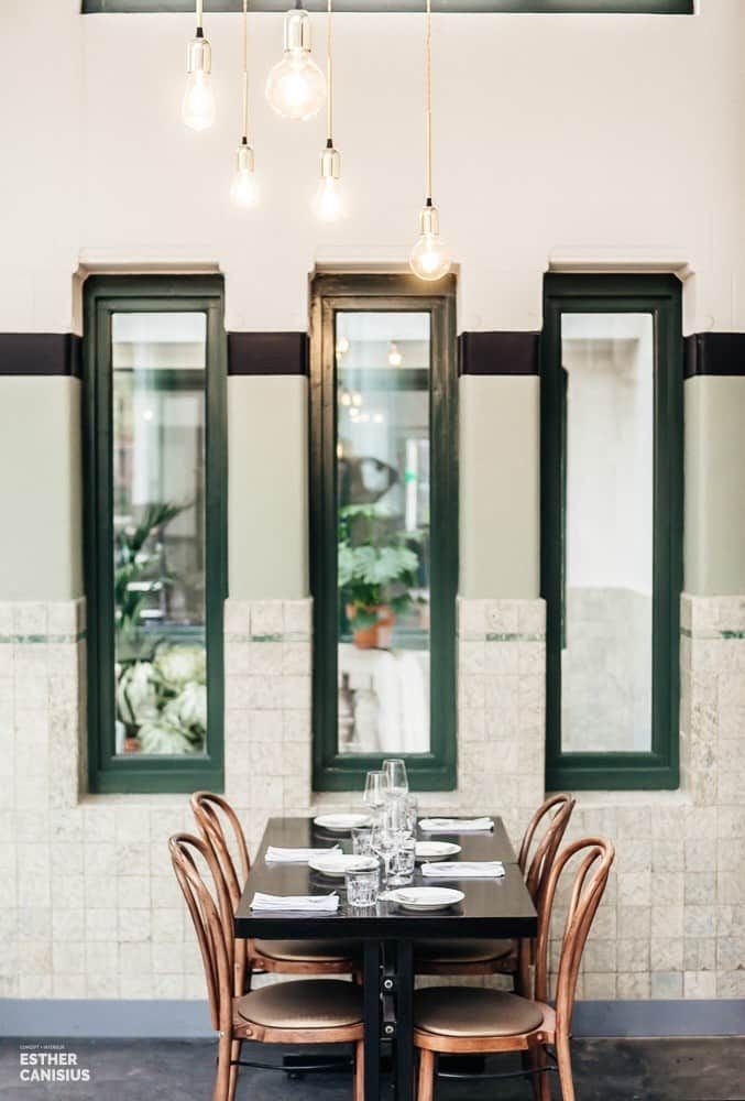 Mooie doorkijkjes in het restaurant in Dordrecht