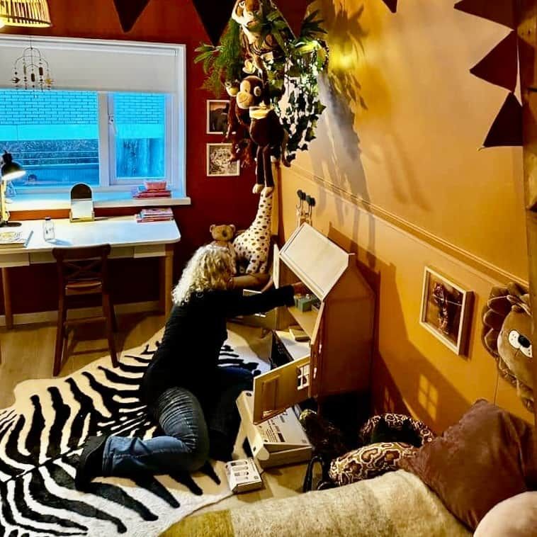 Esther Canisius RTL4 Help, mijn man is klusser. Meisjeskamer restyling