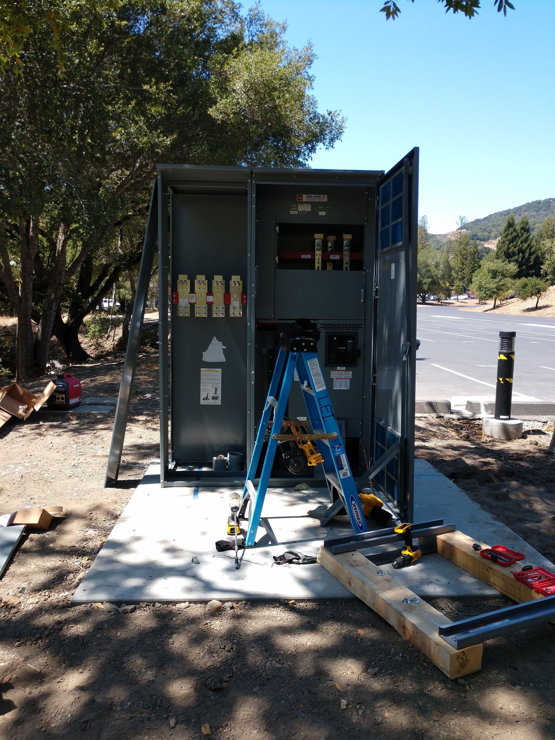 Lightning Electric: Powering Homes with Expert Electrical Solutions