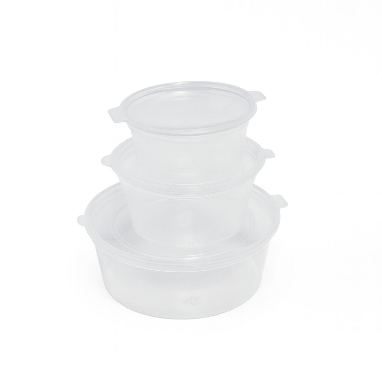 Drei durchsichtige Saucenbehälter aus Kunststoff, gestapelt, mit Deckel.