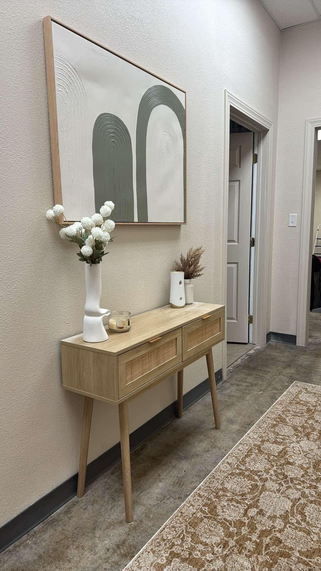 lobby at the girl house springfield mo