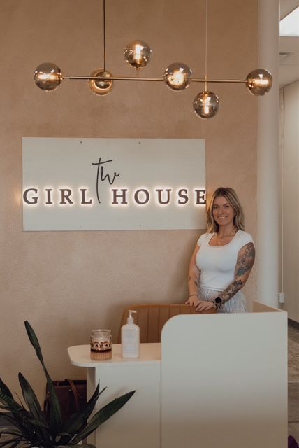 the girl house photos Springfield mo