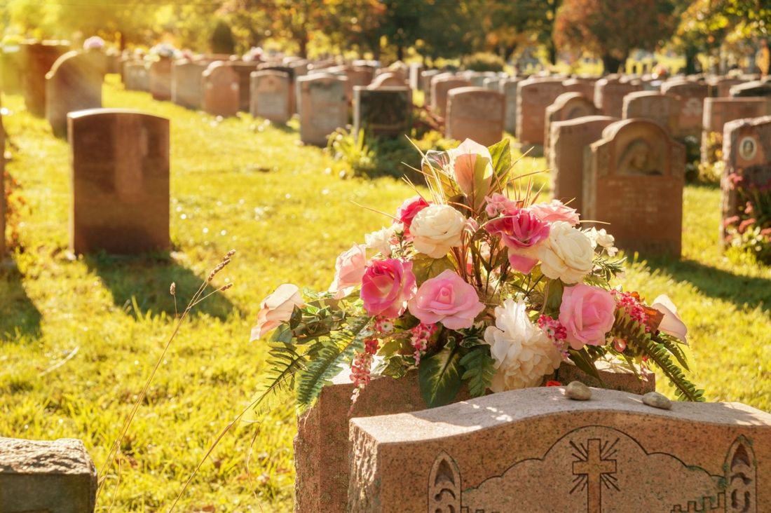 Tombe interrate in cimitero