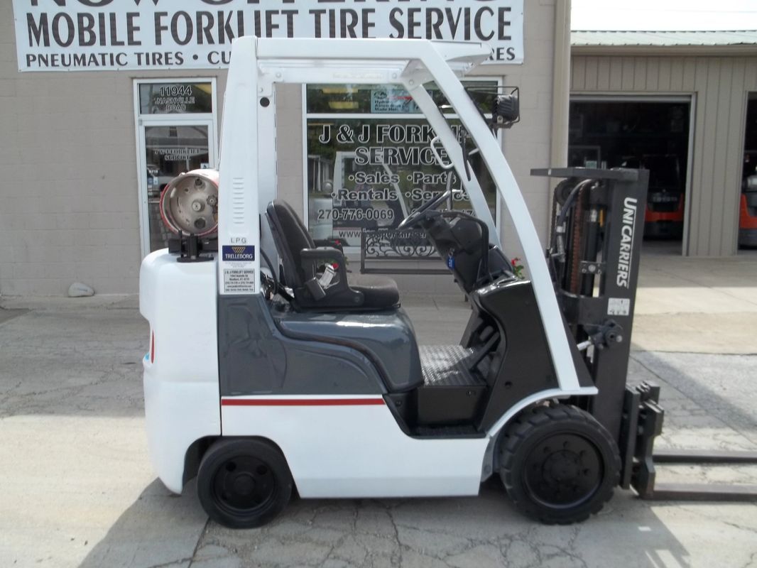 Forklifts for sale Woodburn, Kentucky J & J Forklift Service