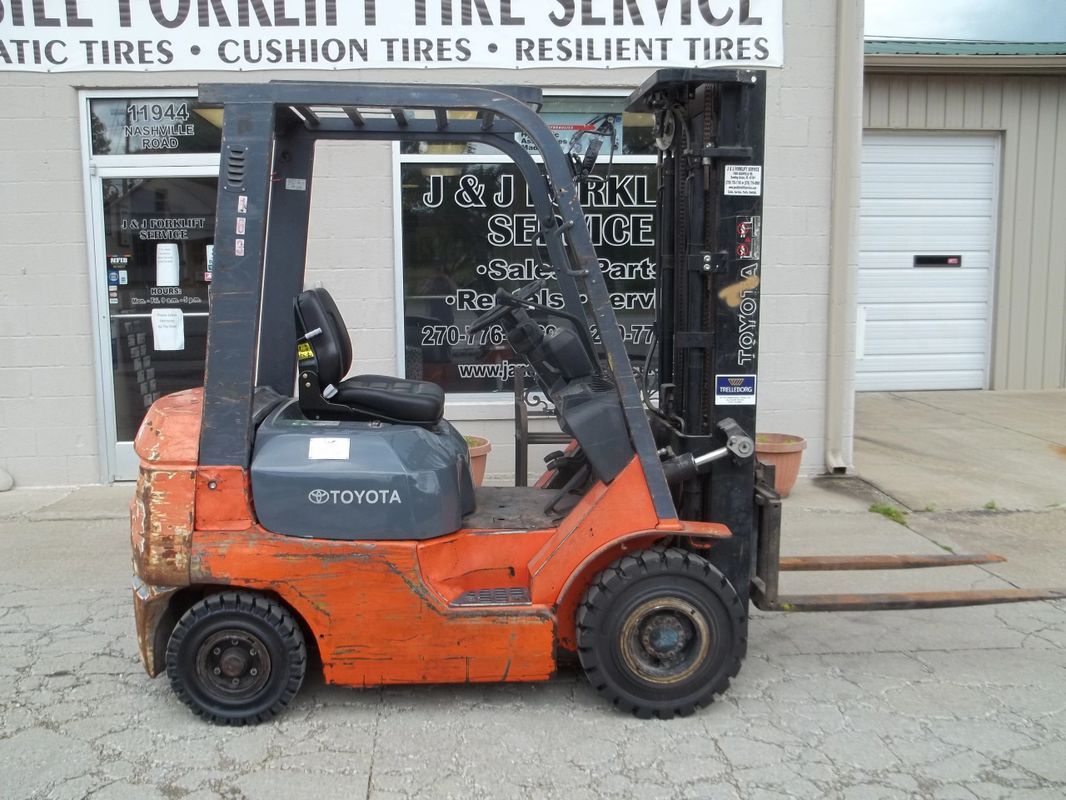 Forklifts for sale Woodburn, Kentucky J & J Forklift Service