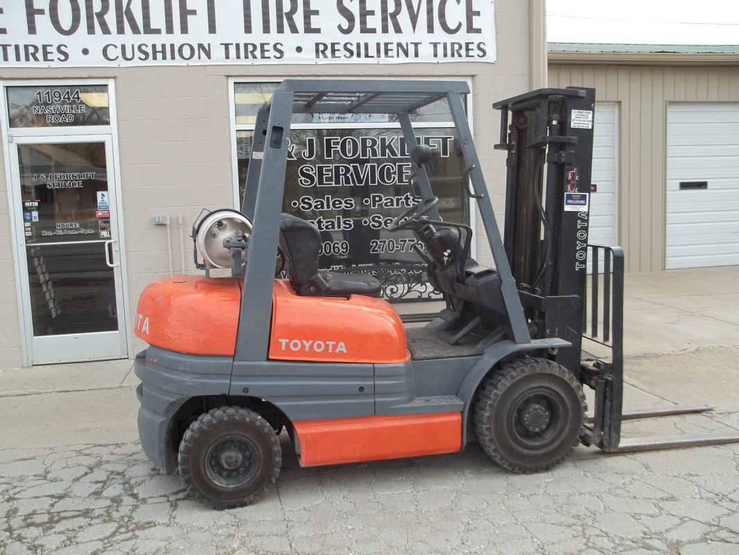 Forklifts for sale Woodburn, Kentucky J & J Forklift Service