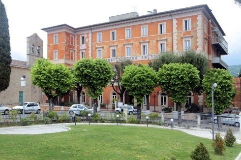 albergo per anziani