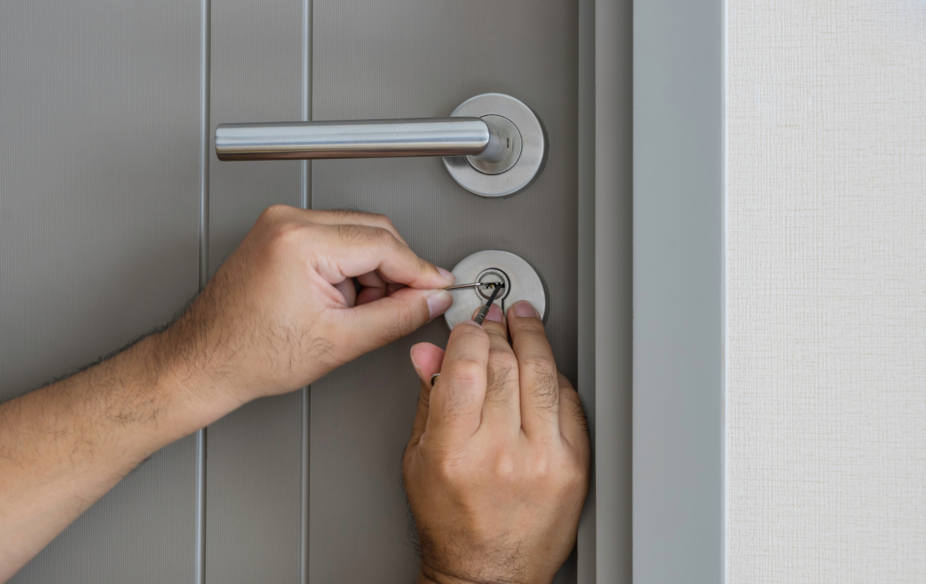 House Lockout Tampa – 5 Things to Try Before You Call