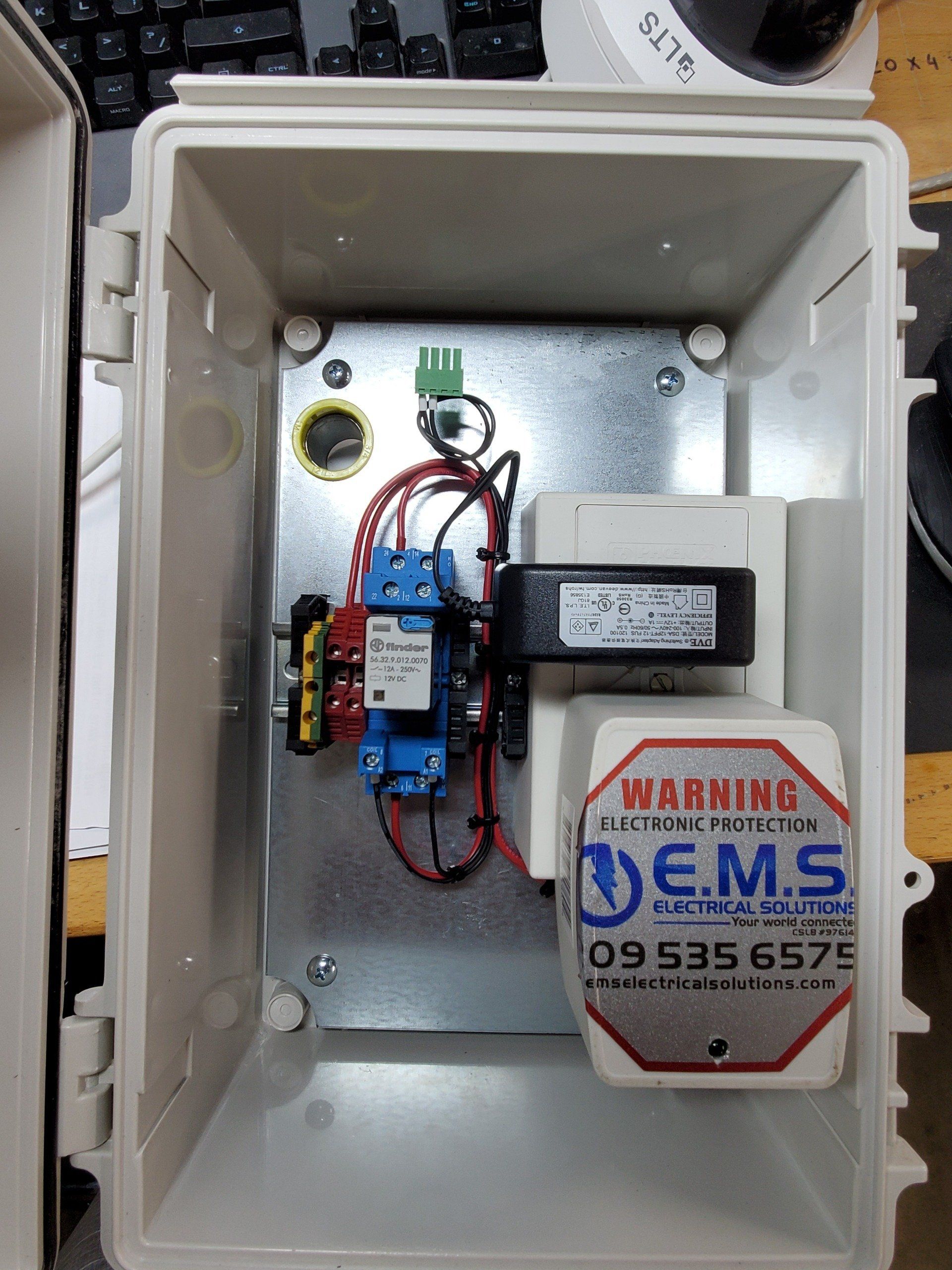 A warning sign is on the inside of a box