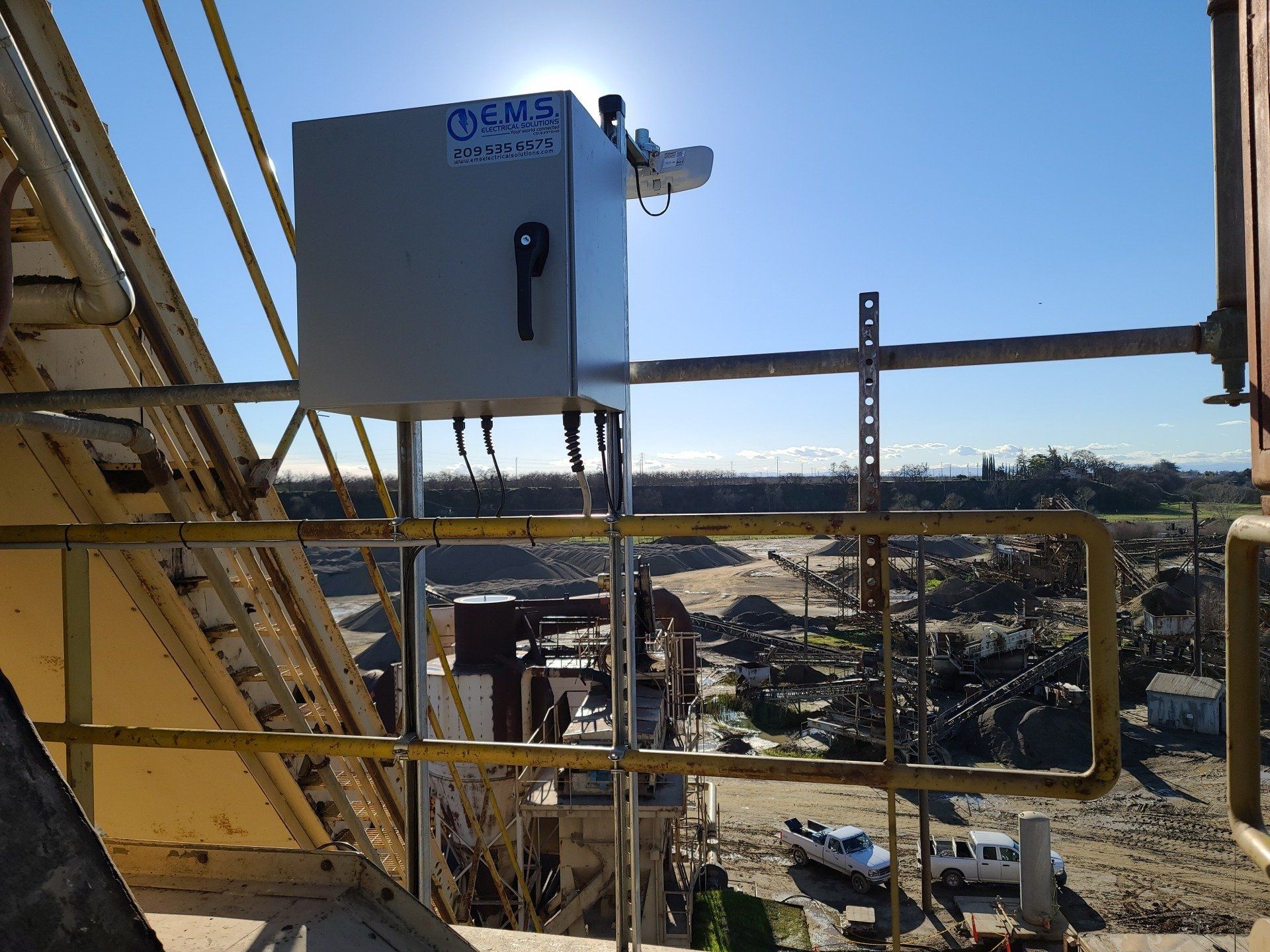 EMS builds console style PLC & HMI control system