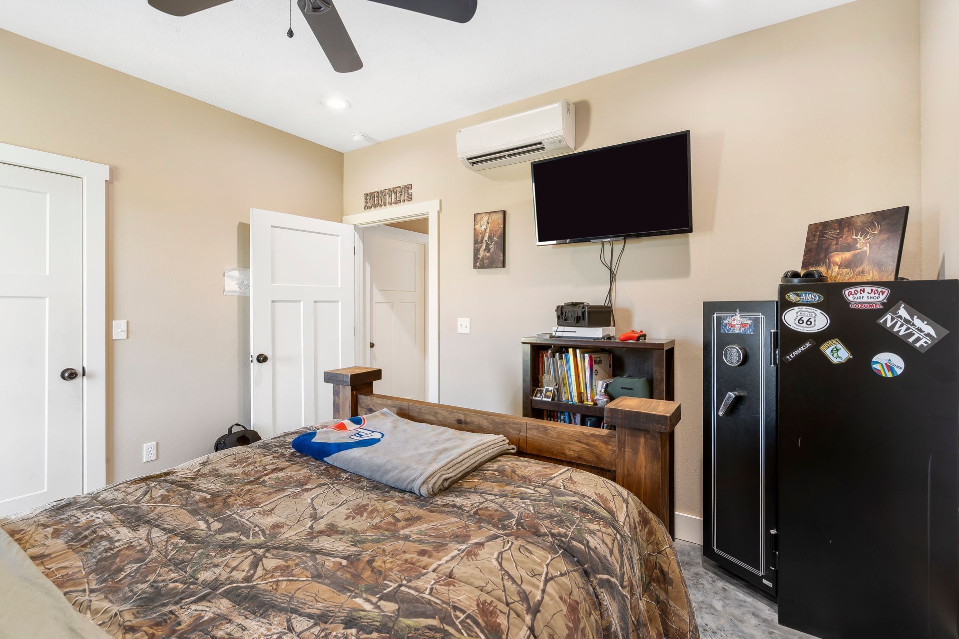 installers and subcontractors | Bedroom of finished ICF custom home