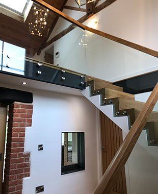 When you would like a glass balustrade in the Isle of Wight call 07855 298 051