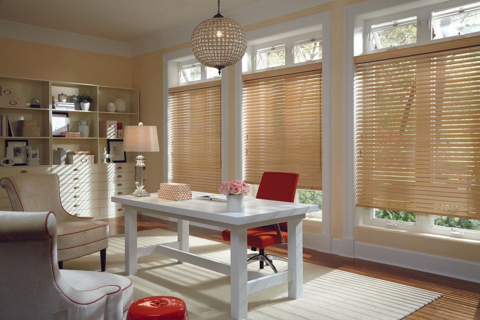 Parkland® Wood Blinds for Living Room Windows in Homes Near Elizabethtown, Kentucky (KY) with De-Light® Feature