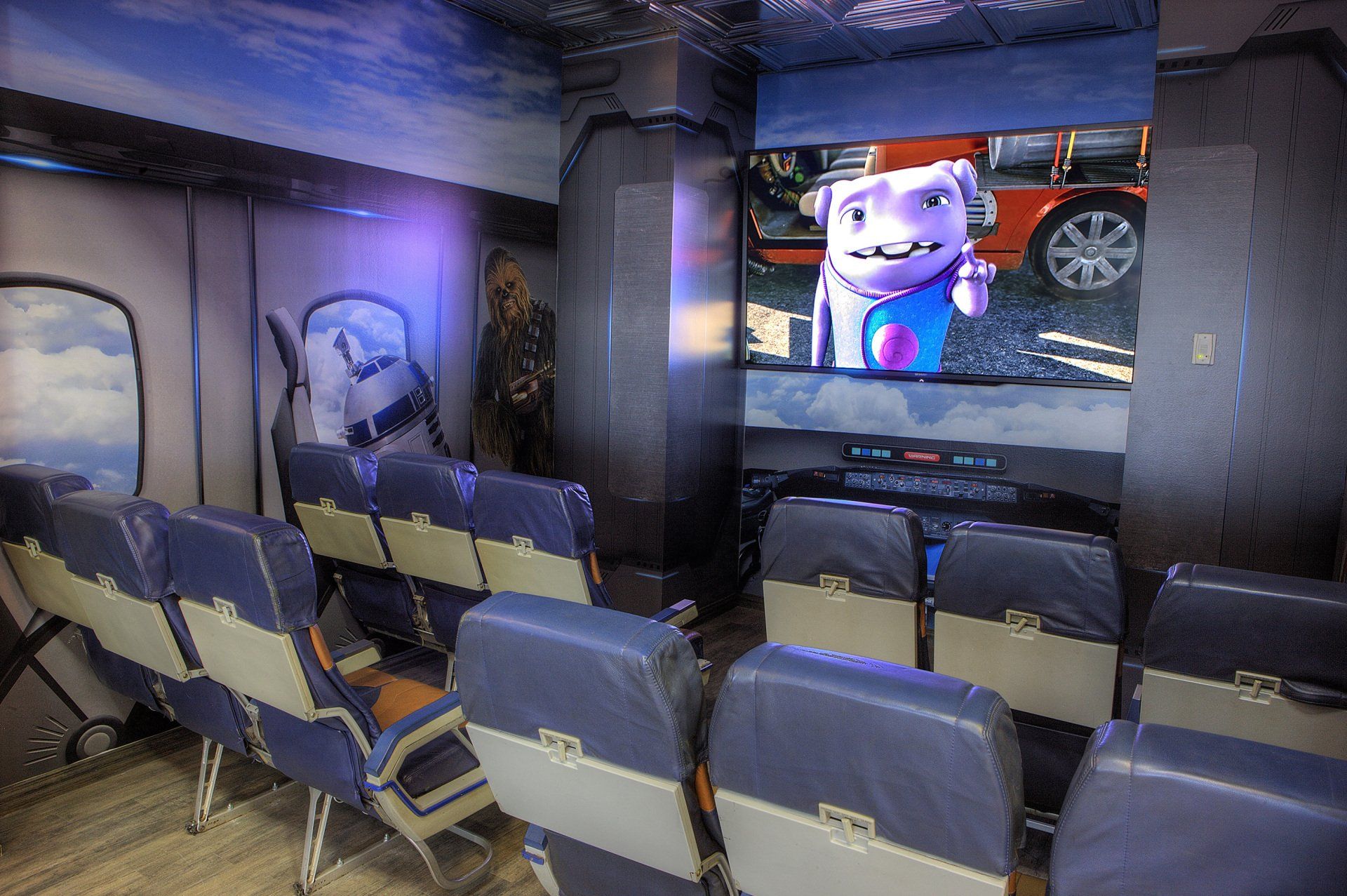 Avion Dental - San Antonio. Theater Room