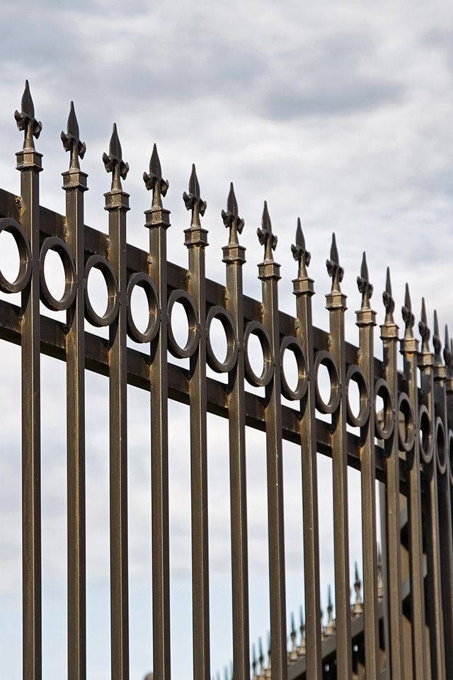 TALLER DE FORJA DE LA CRUZ - fabricación de portones