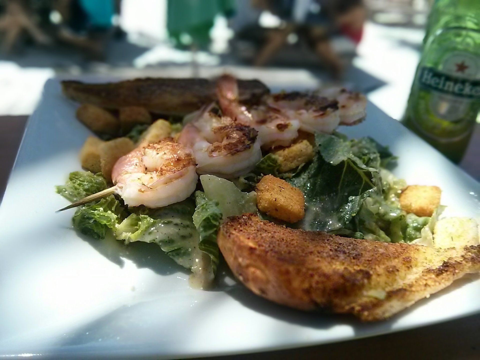 Villa Lion's Garden - Salty Crab Bar & Grill