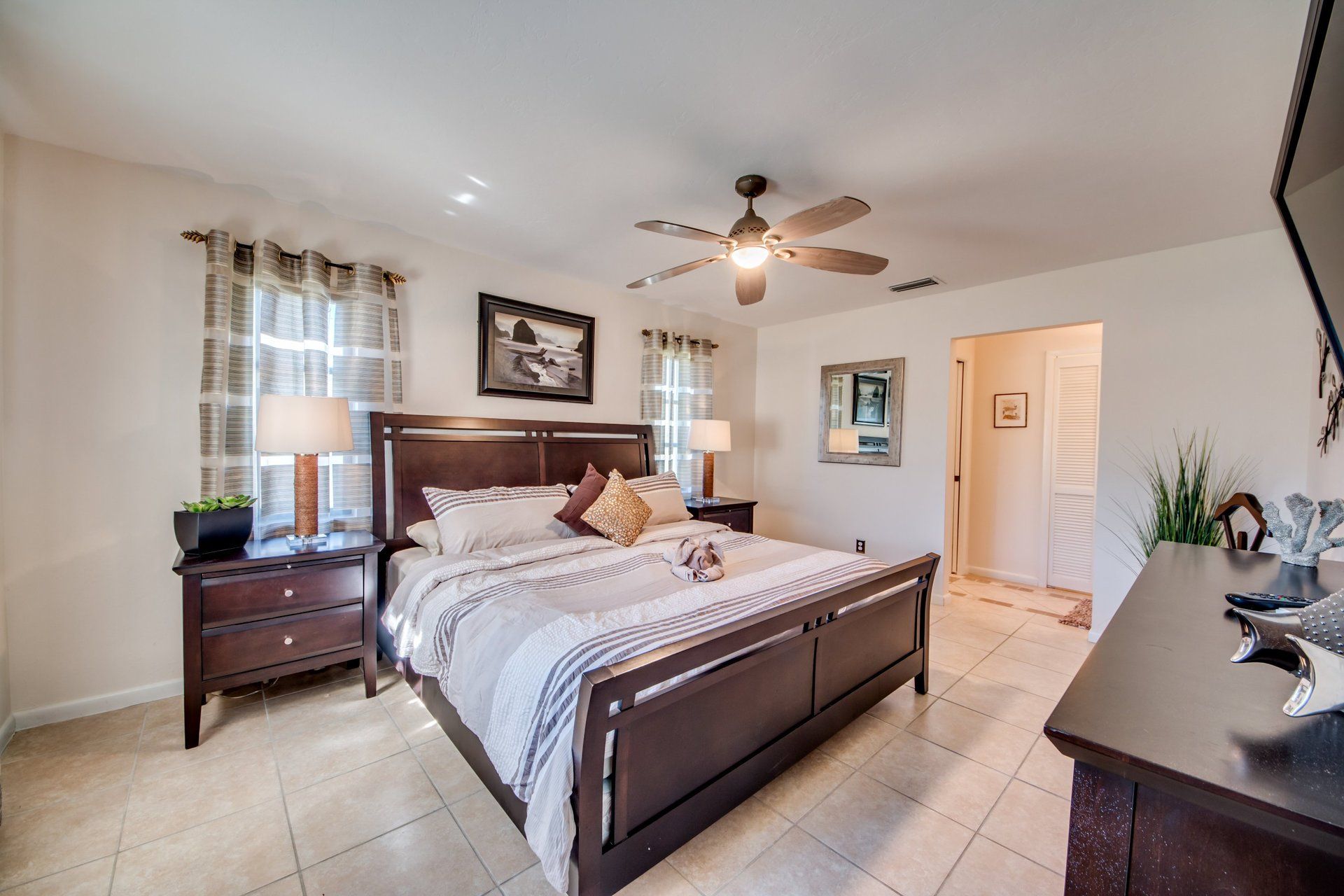 Villa Lion's Garden - Master Bedroom