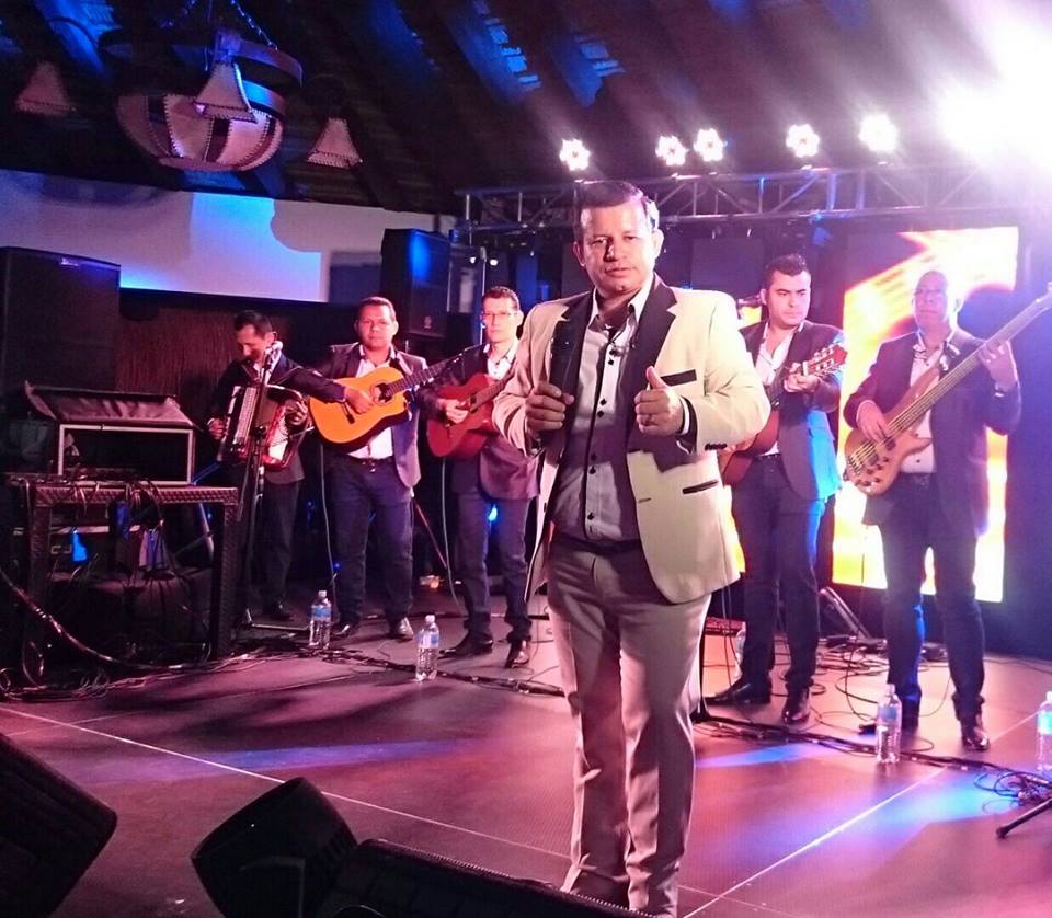 JOSÉ MOGOLLÓN - éxitos populares