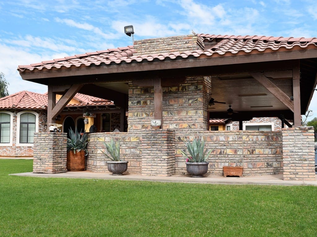 Modern Patio Side View — Imperial, CA — NS Construction