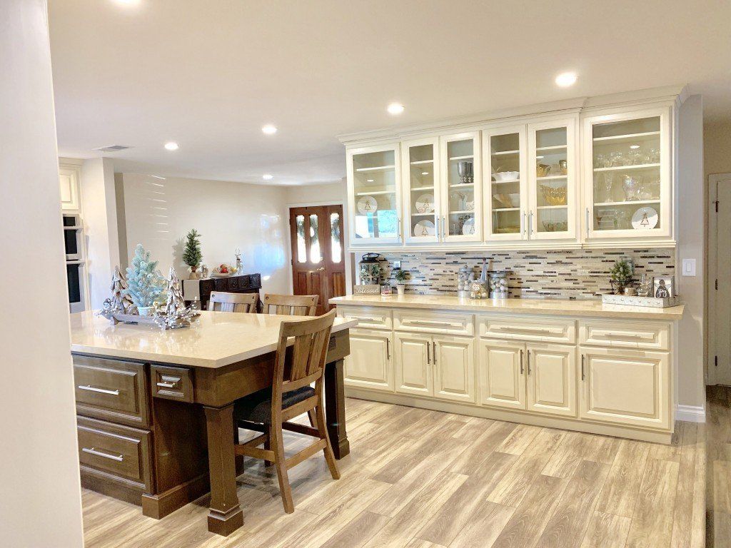 Plate Display Shelf — Imperial, CA — NS Construction