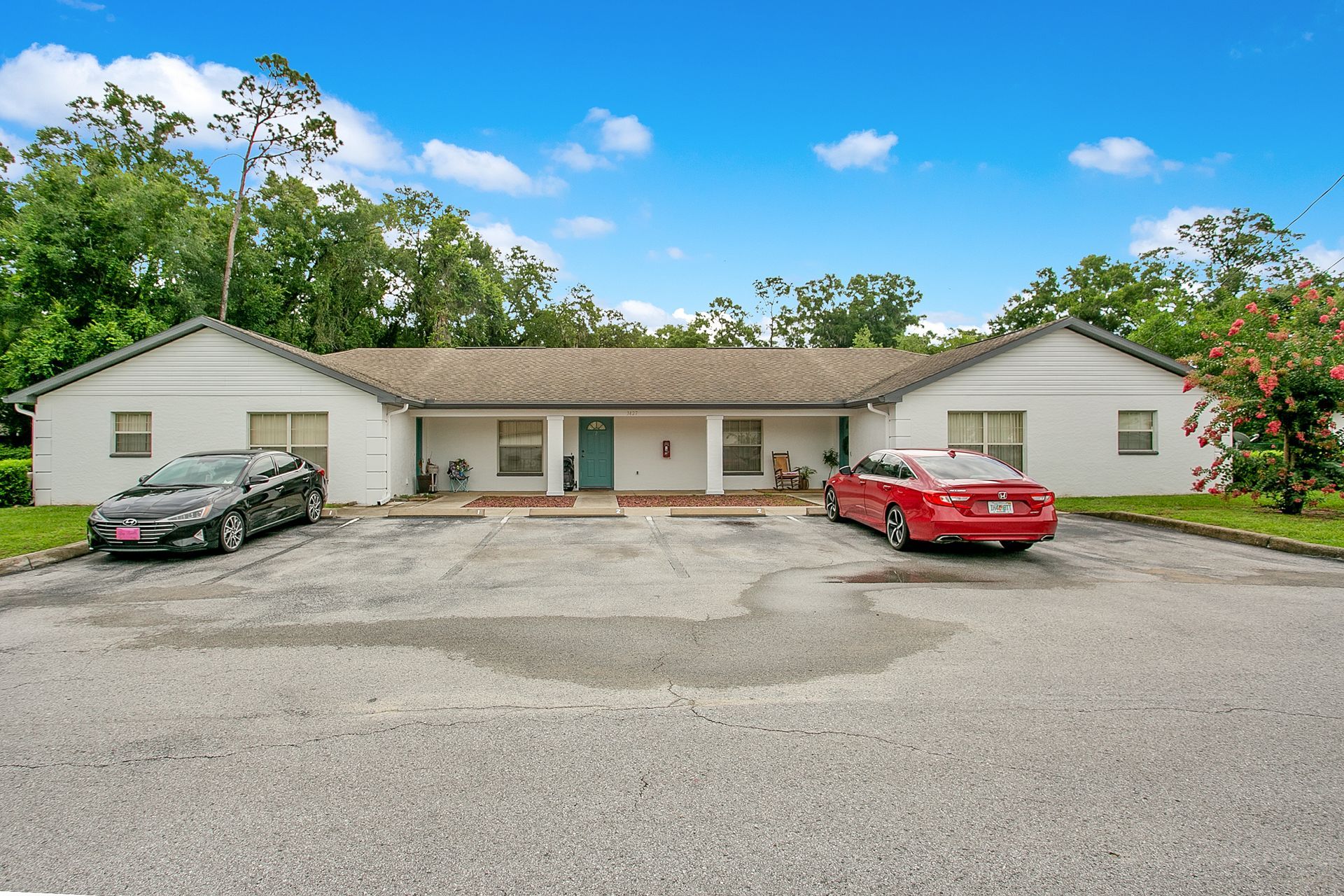 Leasing office at The Piquette in Ocala, FL.