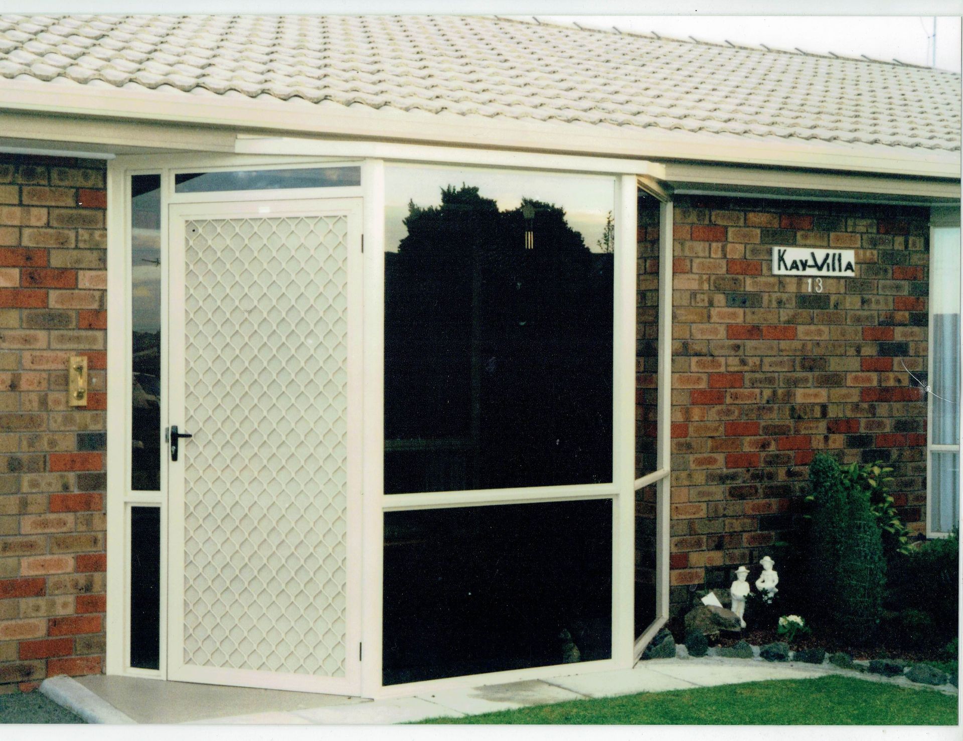 Phil's Glass and Aluminium image 09